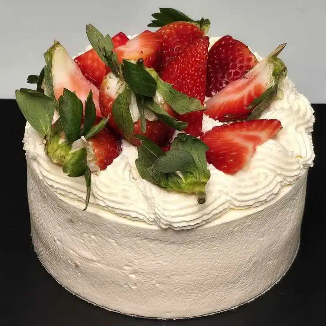 Japanese Strawberry Shortcake | bakewithlove