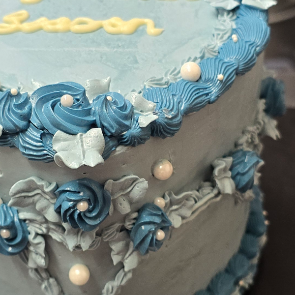 Blue Matcha Lambeth Heart Cake From £185 3 Blue Matcha Lambeth Heart Cake From £185