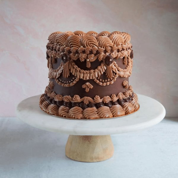 Belgian Chocolate Lambeth Cake From £125 2 Belgian Chocolate Lambeth Cake From £125