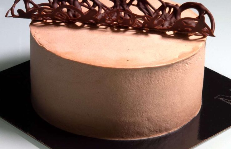 Celebration Cakes in London: A Considered Approach