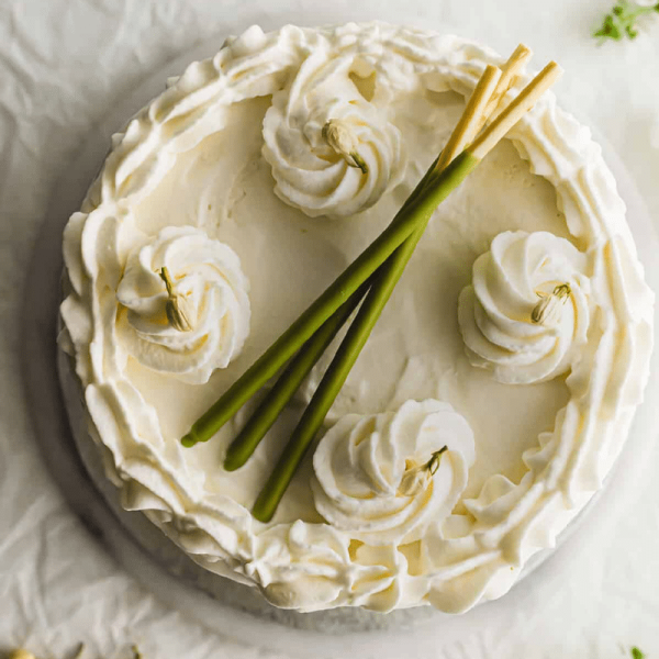 Matcha Jasmine Cake with Yuzu Curd From £95