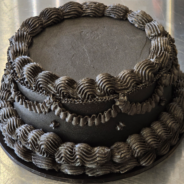 Black Velvet Lambeth Cake From £125 1 Black Velvet Lambeth Cake From £125