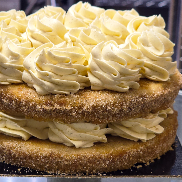 Cannelle Brûlée Brown Sugar Cinnamon Cake From £95