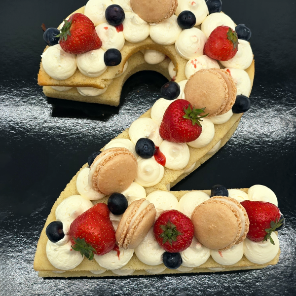 Luxury 10-inch Number Cake From £145