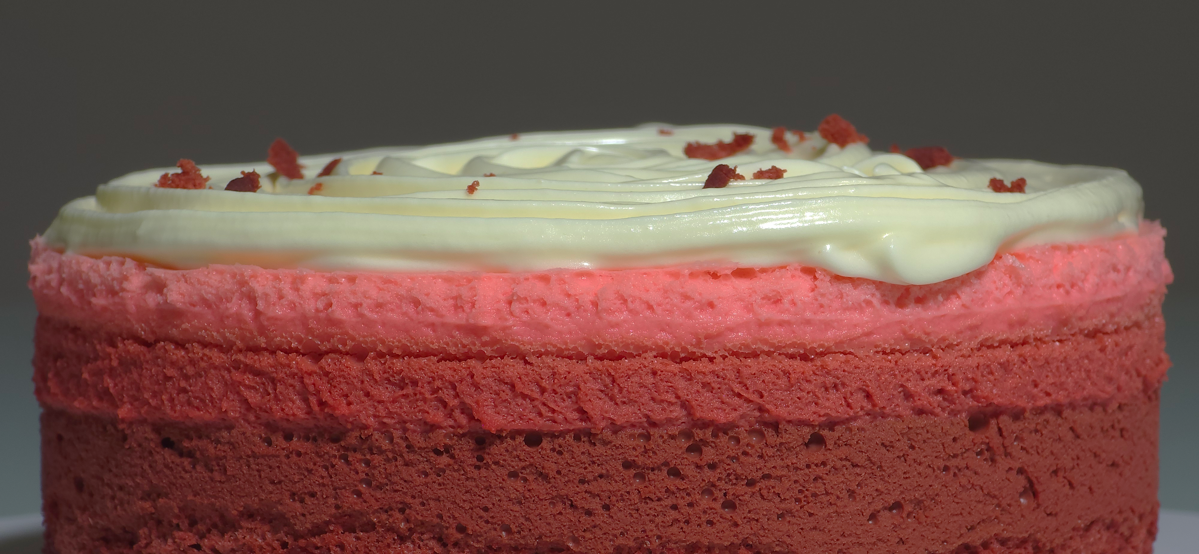 Best Luxury Cake Delivery Services London (2026 Guide) 9 Luxury Mousse Cakes